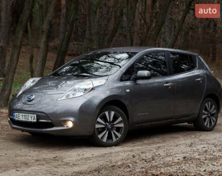 Серый Ниссан Лиф, объемом двигателя 0 л и пробегом 151 тыс. км за 7300 $, фото 16 на Automoto.ua