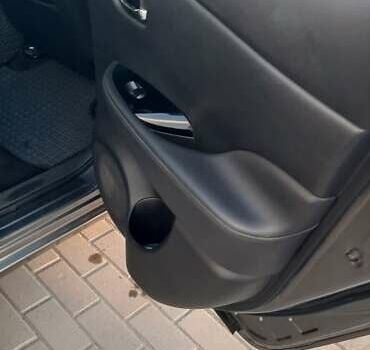 Сірий Ніссан Ліф, об'ємом двигуна 0 л та пробігом 93 тис. км за 8400 $, фото 16 на Automoto.ua