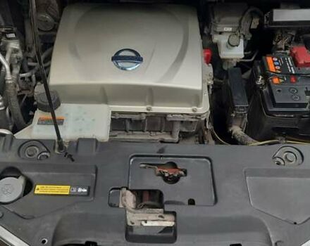 Сірий Ніссан Ліф, об'ємом двигуна 0 л та пробігом 93 тис. км за 8400 $, фото 29 на Automoto.ua