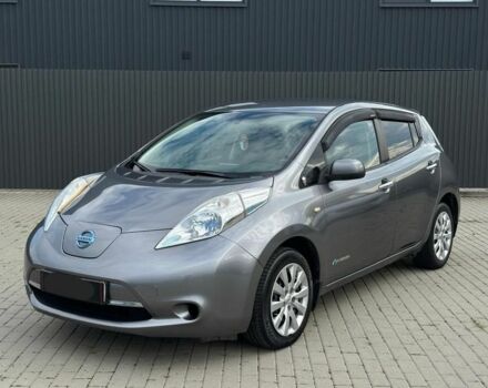 Сірий Ніссан Ліф, об'ємом двигуна 0 л та пробігом 122 тис. км за 5200 $, фото 1 на Automoto.ua