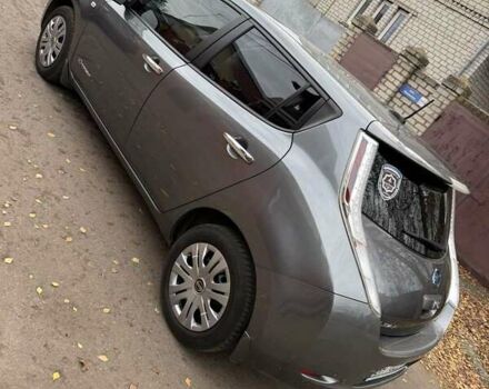 Серый Ниссан Лиф, объемом двигателя 0 л и пробегом 162 тыс. км за 7000 $, фото 1 на Automoto.ua