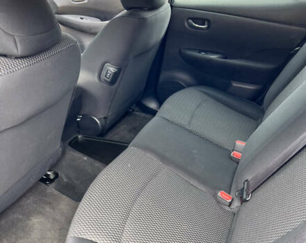 Серый Ниссан Лиф, объемом двигателя 0 л и пробегом 105 тыс. км за 11900 $, фото 21 на Automoto.ua