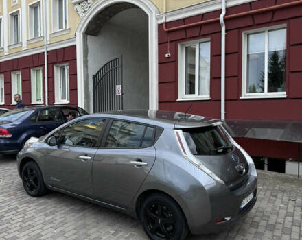 Серый Ниссан Лиф, объемом двигателя 0 л и пробегом 117 тыс. км за 6500 $, фото 4 на Automoto.ua