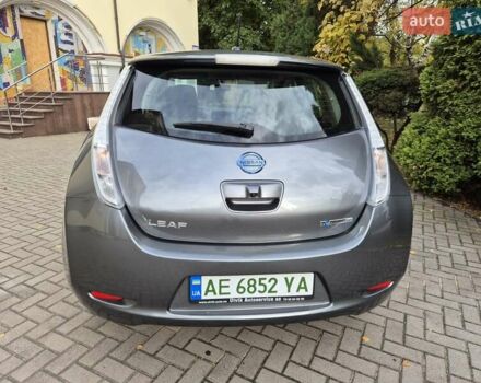 Сірий Ніссан Ліф, об'ємом двигуна 0 л та пробігом 92 тис. км за 7300 $, фото 8 на Automoto.ua