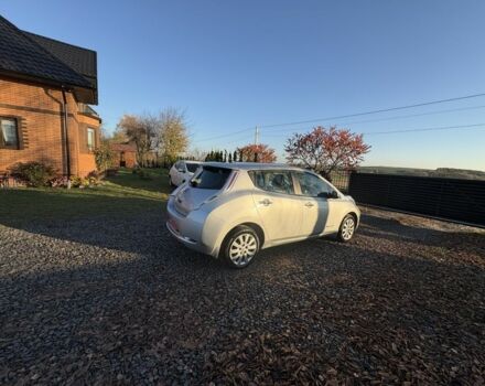 Серый Ниссан Лиф, объемом двигателя 0 л и пробегом 128 тыс. км за 6500 $, фото 12 на Automoto.ua