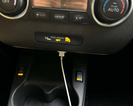 Серый Ниссан Лиф, объемом двигателя 0 л и пробегом 160 тыс. км за 6100 $, фото 15 на Automoto.ua