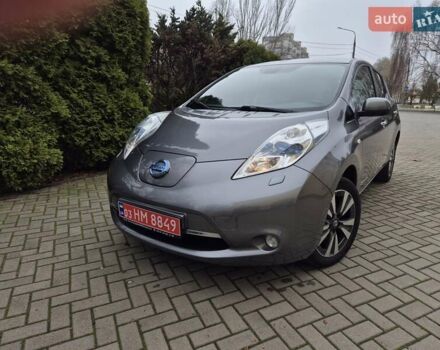 Сірий Ніссан Ліф, об'ємом двигуна 0 л та пробігом 102 тис. км за 7400 $, фото 10 на Automoto.ua