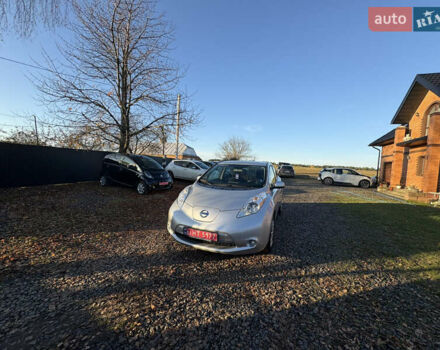 Серый Ниссан Лиф, объемом двигателя 0 л и пробегом 128 тыс. км за 6500 $, фото 10 на Automoto.ua