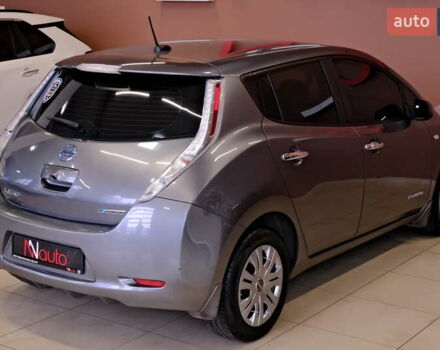 Сірий Ніссан Ліф, об'ємом двигуна 0 л та пробігом 162 тис. км за 7300 $, фото 13 на Automoto.ua