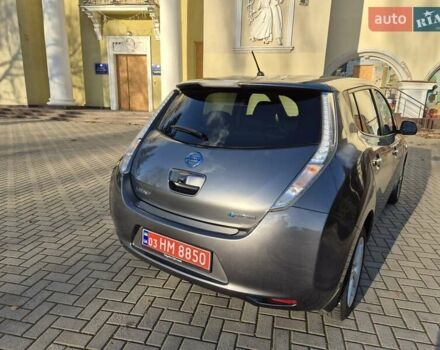Сірий Ніссан Ліф, об'ємом двигуна 0 л та пробігом 90 тис. км за 7600 $, фото 7 на Automoto.ua