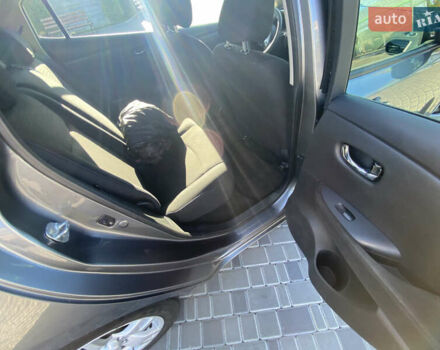 Сірий Ніссан Ліф, об'ємом двигуна 0 л та пробігом 75 тис. км за 7300 $, фото 16 на Automoto.ua