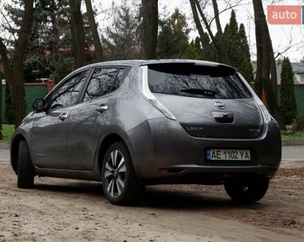 Серый Ниссан Лиф, объемом двигателя 0 л и пробегом 151 тыс. км за 7300 $, фото 12 на Automoto.ua