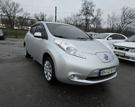 Серый Ниссан Лиф, объемом двигателя 0 л и пробегом 103 тыс. км за 6999 $, фото 2 на Automoto.ua