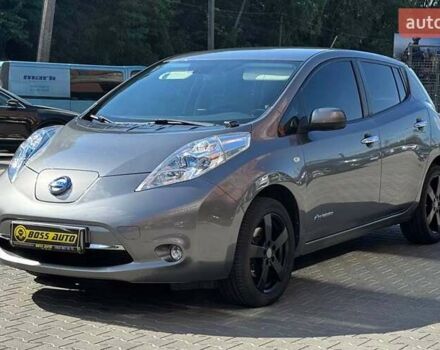 Серый Ниссан Лиф, объемом двигателя 0 л и пробегом 166 тыс. км за 12800 $, фото 2 на Automoto.ua