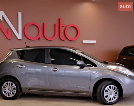 Сірий Ніссан Ліф, об'ємом двигуна 0 л та пробігом 162 тис. км за 7300 $, фото 7 на Automoto.ua