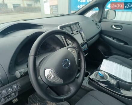 Серый Ниссан Лиф, объемом двигателя 0 л и пробегом 100 тыс. км за 6450 $, фото 24 на Automoto.ua