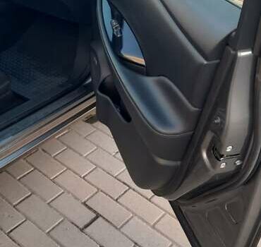 Сірий Ніссан Ліф, об'ємом двигуна 0 л та пробігом 93 тис. км за 8400 $, фото 18 на Automoto.ua