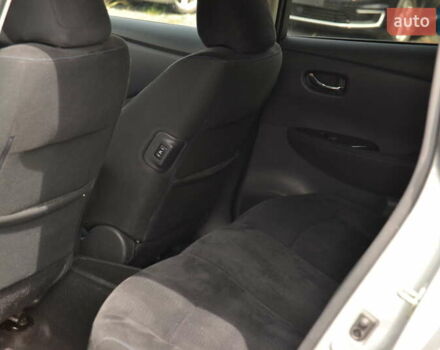 Серый Ниссан Лиф, объемом двигателя 0 л и пробегом 99 тыс. км за 6650 $, фото 18 на Automoto.ua