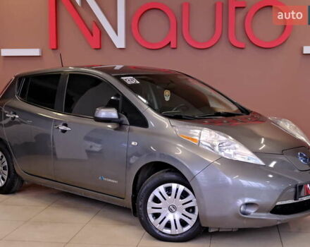 Сірий Ніссан Ліф, об'ємом двигуна 0 л та пробігом 162 тис. км за 7300 $, фото 4 на Automoto.ua