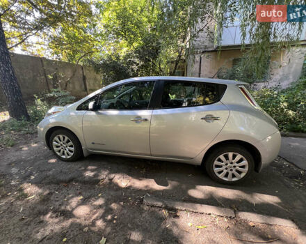 Сірий Ніссан Ліф, об'ємом двигуна 0 л та пробігом 101 тис. км за 6950 $, фото 7 на Automoto.ua
