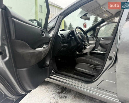 Сірий Ніссан Ліф, об'ємом двигуна 0 л та пробігом 92 тис. км за 7280 $, фото 12 на Automoto.ua