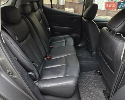 Сірий Ніссан Ліф, об'ємом двигуна 0 л та пробігом 102 тис. км за 7400 $, фото 20 на Automoto.ua