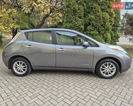 Сірий Ніссан Ліф, об'ємом двигуна 0 л та пробігом 92 тис. км за 7300 $, фото 6 на Automoto.ua