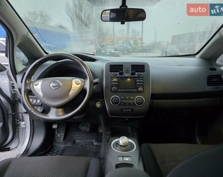 Серый Ниссан Лиф, объемом двигателя 0 л и пробегом 103 тыс. км за 6999 $, фото 7 на Automoto.ua