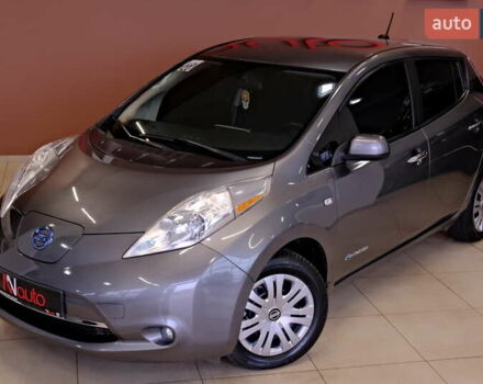 Сірий Ніссан Ліф, об'ємом двигуна 0 л та пробігом 162 тис. км за 7300 $, фото 8 на Automoto.ua