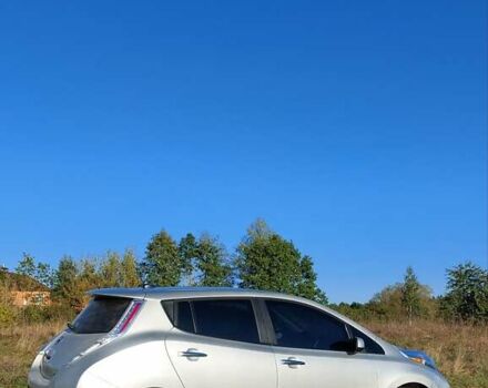 Сірий Ніссан Ліф, об'ємом двигуна 0 л та пробігом 155 тис. км за 6800 $, фото 3 на Automoto.ua