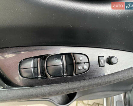 Серый Ниссан Лиф, объемом двигателя 0 л и пробегом 138 тыс. км за 7299 $, фото 19 на Automoto.ua