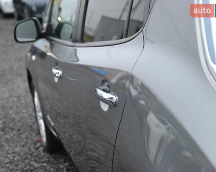 Серый Ниссан Лиф, объемом двигателя 0 л и пробегом 127 тыс. км за 6999 $, фото 12 на Automoto.ua