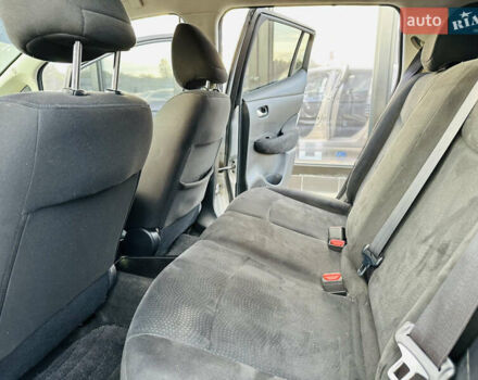 Серый Ниссан Лиф, объемом двигателя 0 л и пробегом 67 тыс. км за 8500 $, фото 15 на Automoto.ua