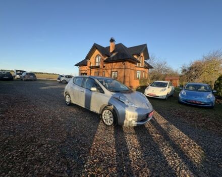 Серый Ниссан Лиф, объемом двигателя 0 л и пробегом 128 тыс. км за 6500 $, фото 10 на Automoto.ua