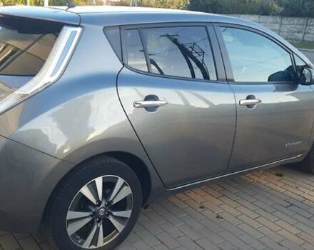 Сірий Ніссан Ліф, об'ємом двигуна 0 л та пробігом 93 тис. км за 8400 $, фото 5 на Automoto.ua