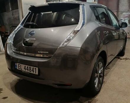 Серый Ниссан Лиф, объемом двигателя 0 л и пробегом 100 тыс. км за 6450 $, фото 1 на Automoto.ua