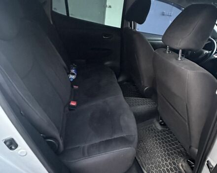 Серый Ниссан Лиф, объемом двигателя 0 л и пробегом 130 тыс. км за 6500 $, фото 7 на Automoto.ua