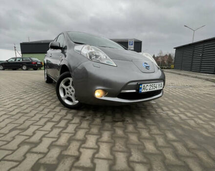 Сірий Ніссан Ліф, об'ємом двигуна 0 л та пробігом 132 тис. км за 6700 $, фото 2 на Automoto.ua