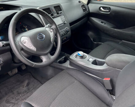 Серый Ниссан Лиф, объемом двигателя 0 л и пробегом 105 тыс. км за 11900 $, фото 11 на Automoto.ua