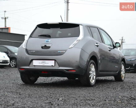 Серый Ниссан Лиф, объемом двигателя 0 л и пробегом 127 тыс. км за 6999 $, фото 7 на Automoto.ua