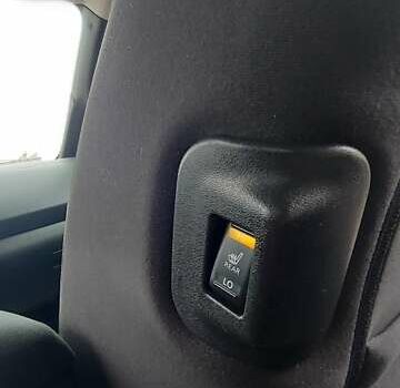 Серый Ниссан Лиф, объемом двигателя 0 л и пробегом 127 тыс. км за 8000 $, фото 20 на Automoto.ua