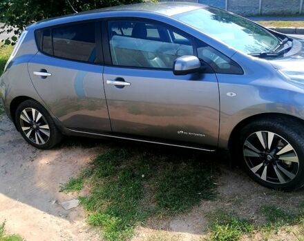 Серый Ниссан Лиф, объемом двигателя 0 л и пробегом 196 тыс. км за 6900 $, фото 1 на Automoto.ua