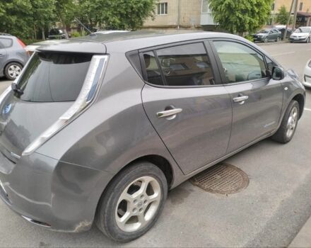 Серый Ниссан Лиф, объемом двигателя 0 л и пробегом 133 тыс. км за 8400 $, фото 3 на Automoto.ua