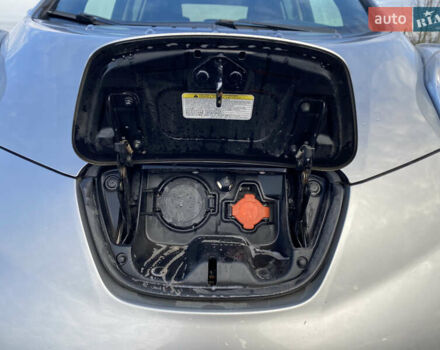 Серый Ниссан Лиф, объемом двигателя 0 л и пробегом 137 тыс. км за 5400 $, фото 28 на Automoto.ua