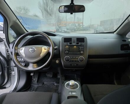 Серый Ниссан Лиф, объемом двигателя 0 л и пробегом 103 тыс. км за 6999 $, фото 8 на Automoto.ua