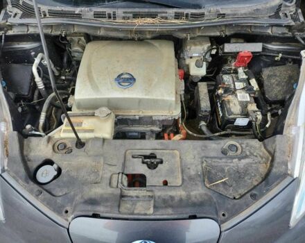 Сірий Ніссан Ліф, об'ємом двигуна 0 л та пробігом 112 тис. км за 4500 $, фото 8 на Automoto.ua