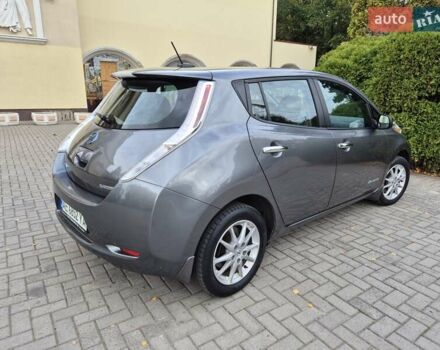 Сірий Ніссан Ліф, об'ємом двигуна 0 л та пробігом 92 тис. км за 7300 $, фото 1 на Automoto.ua