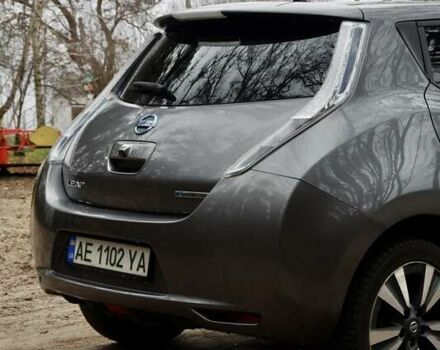 Серый Ниссан Лиф, объемом двигателя 0 л и пробегом 151 тыс. км за 7300 $, фото 11 на Automoto.ua