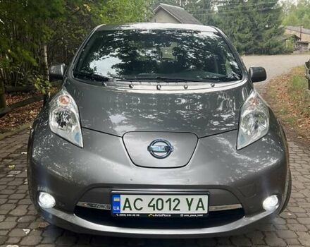 Серый Ниссан Лиф, объемом двигателя 0 л и пробегом 130 тыс. км за 9000 $, фото 1 на Automoto.ua