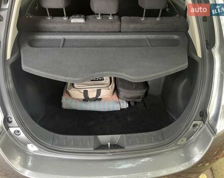 Серый Ниссан Лиф, объемом двигателя 0 л и пробегом 130 тыс. км за 9000 $, фото 17 на Automoto.ua